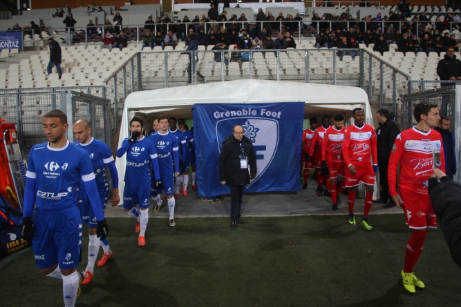 Résumé vidéo US Raon l’Etape – Grenoble Foot 38